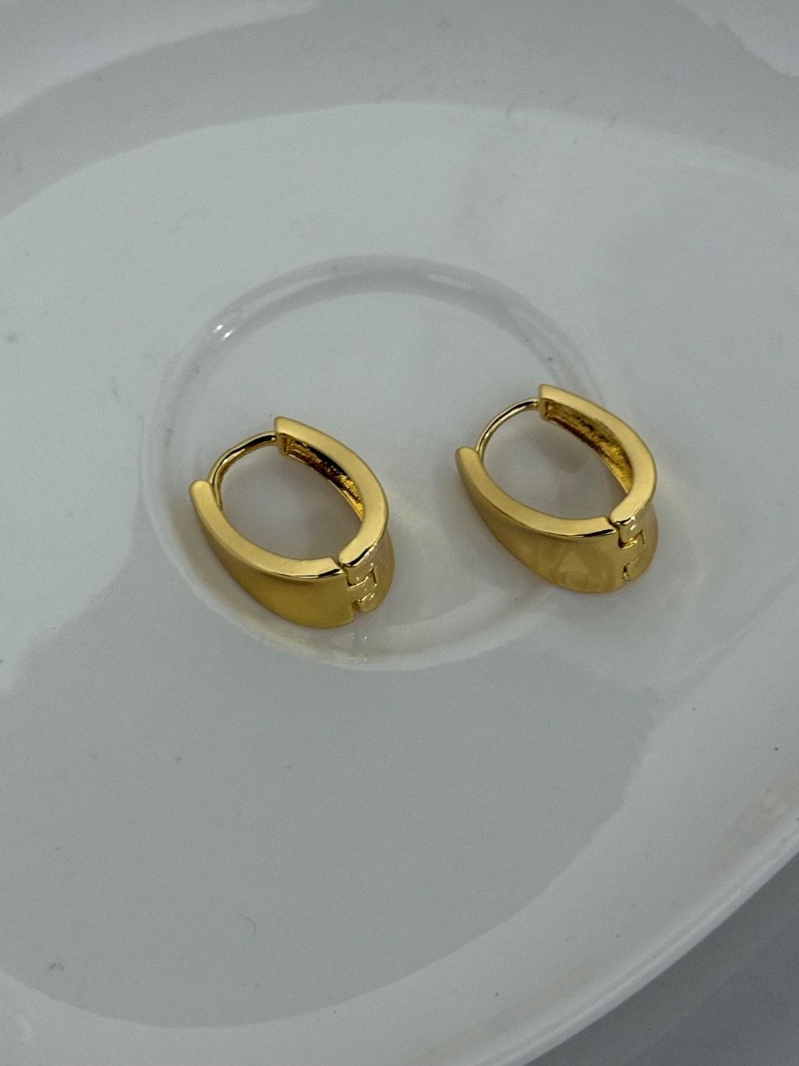 Bella earrings