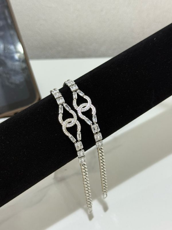 Lia Bracelet