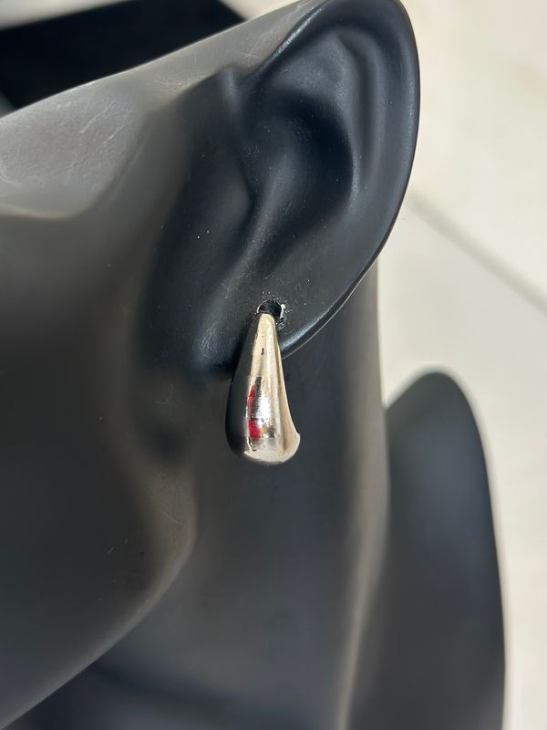 Drop earring