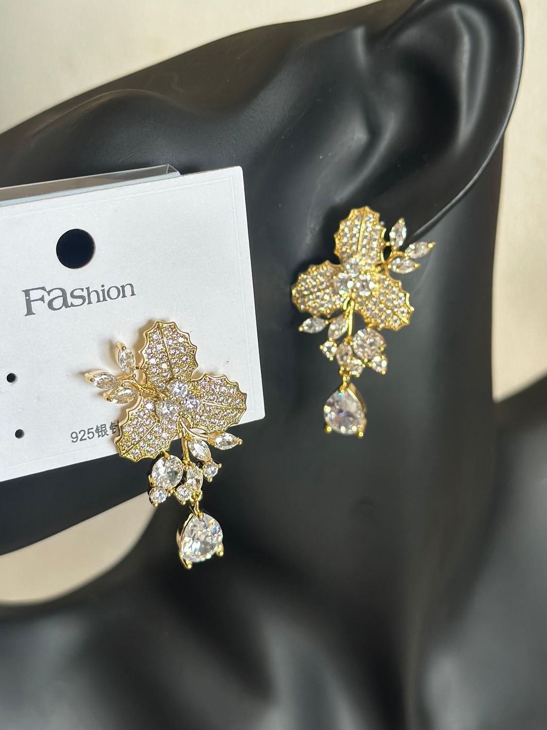 Bridal earring