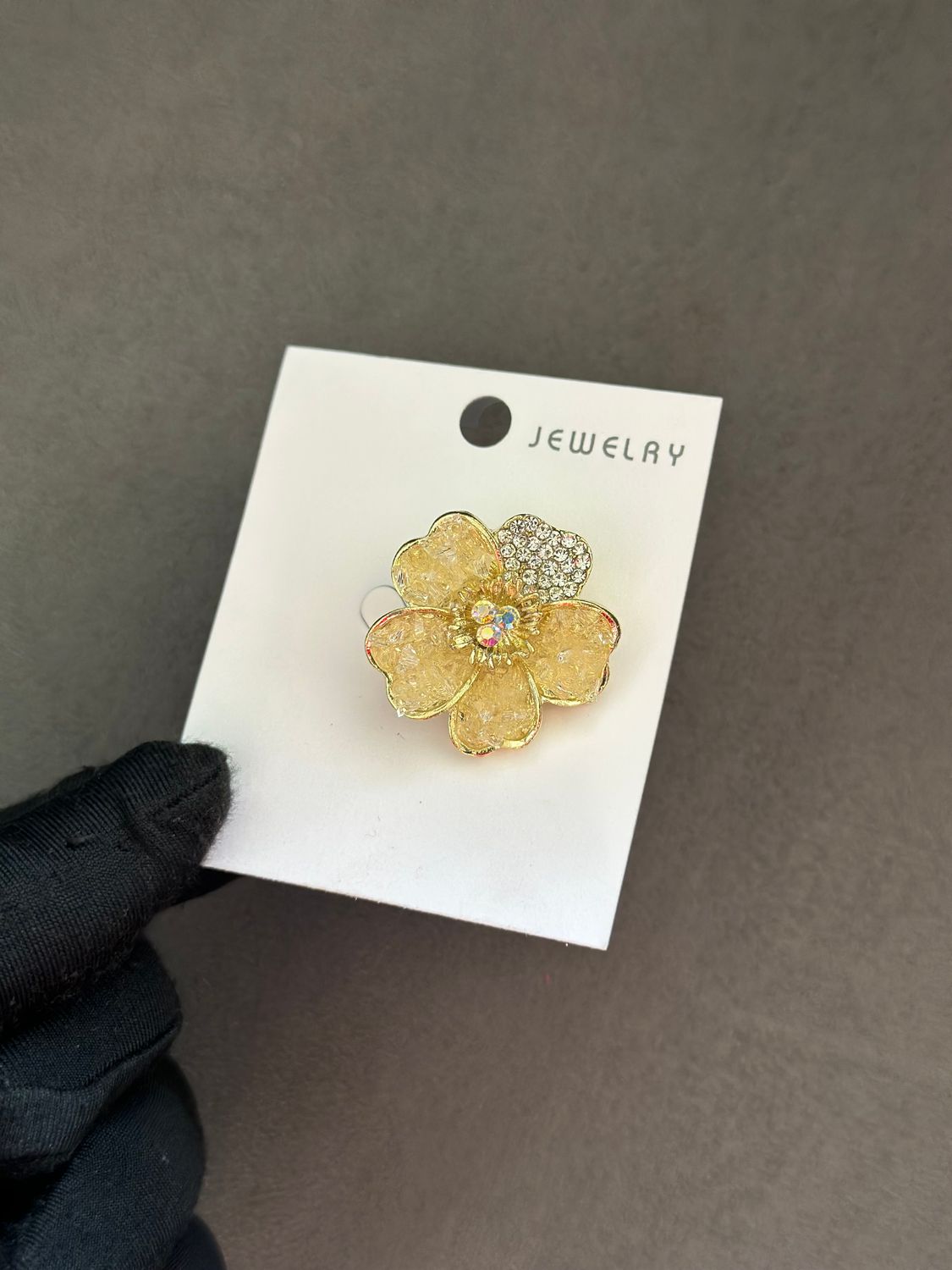 Brooch