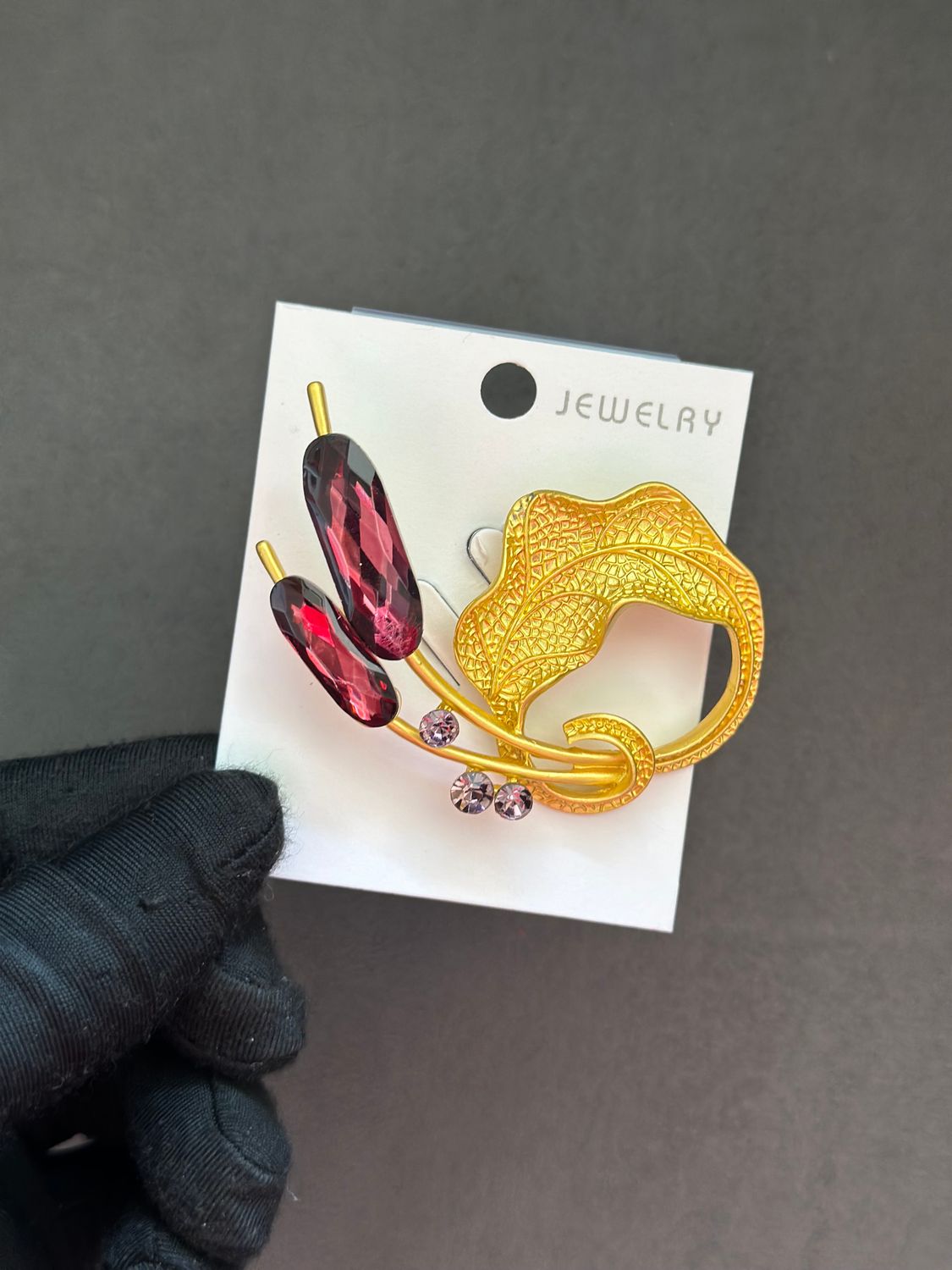 Brooch