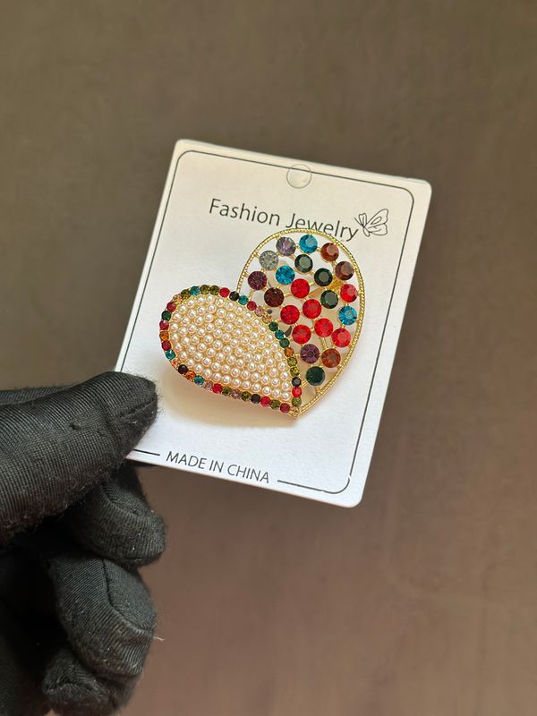 Brooch