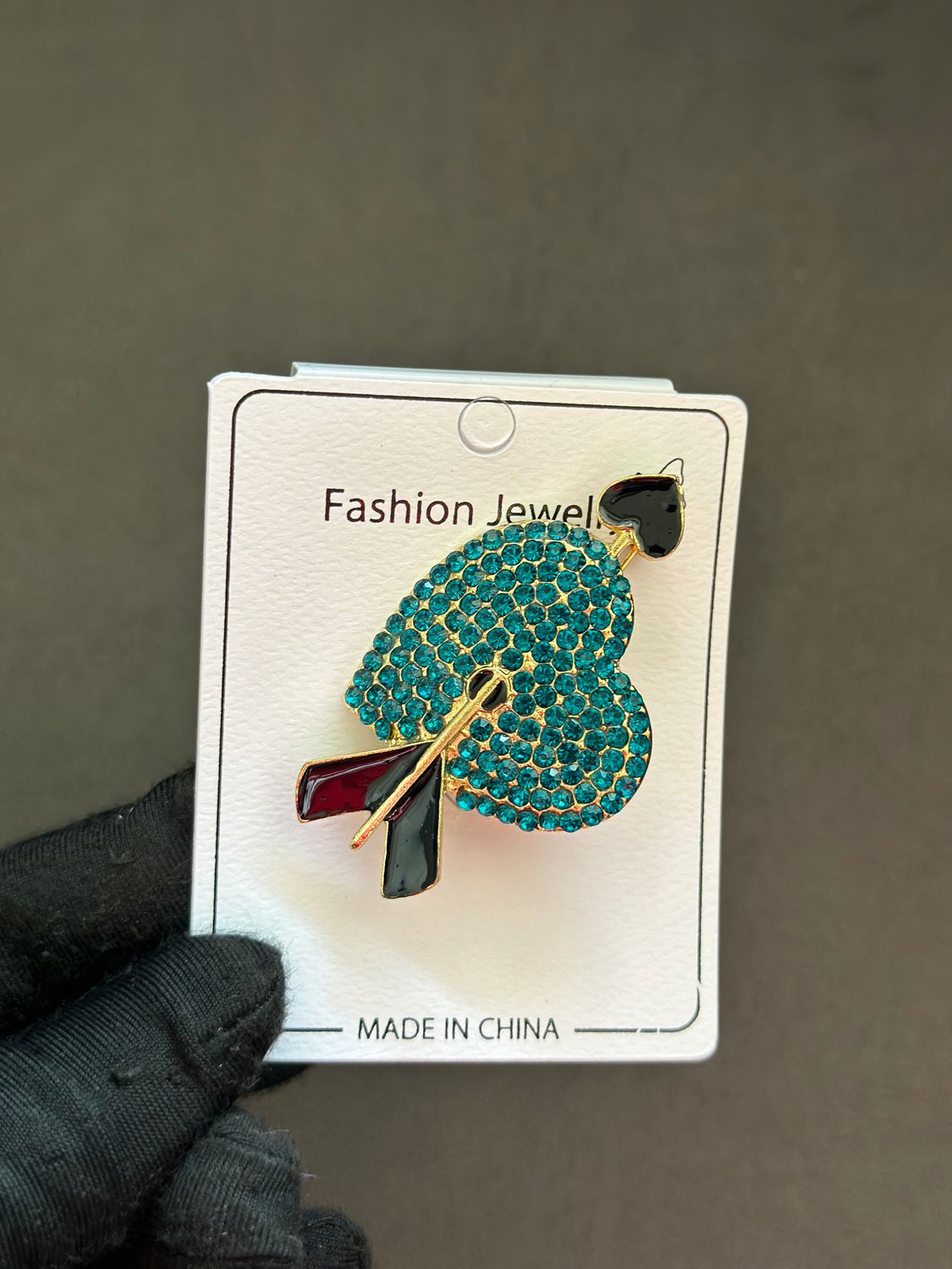 Brooch