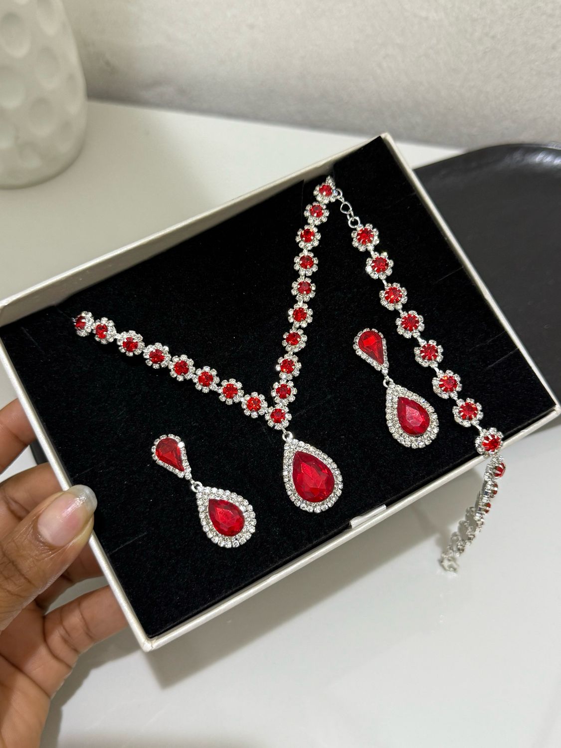 Radiance Jewelry Set