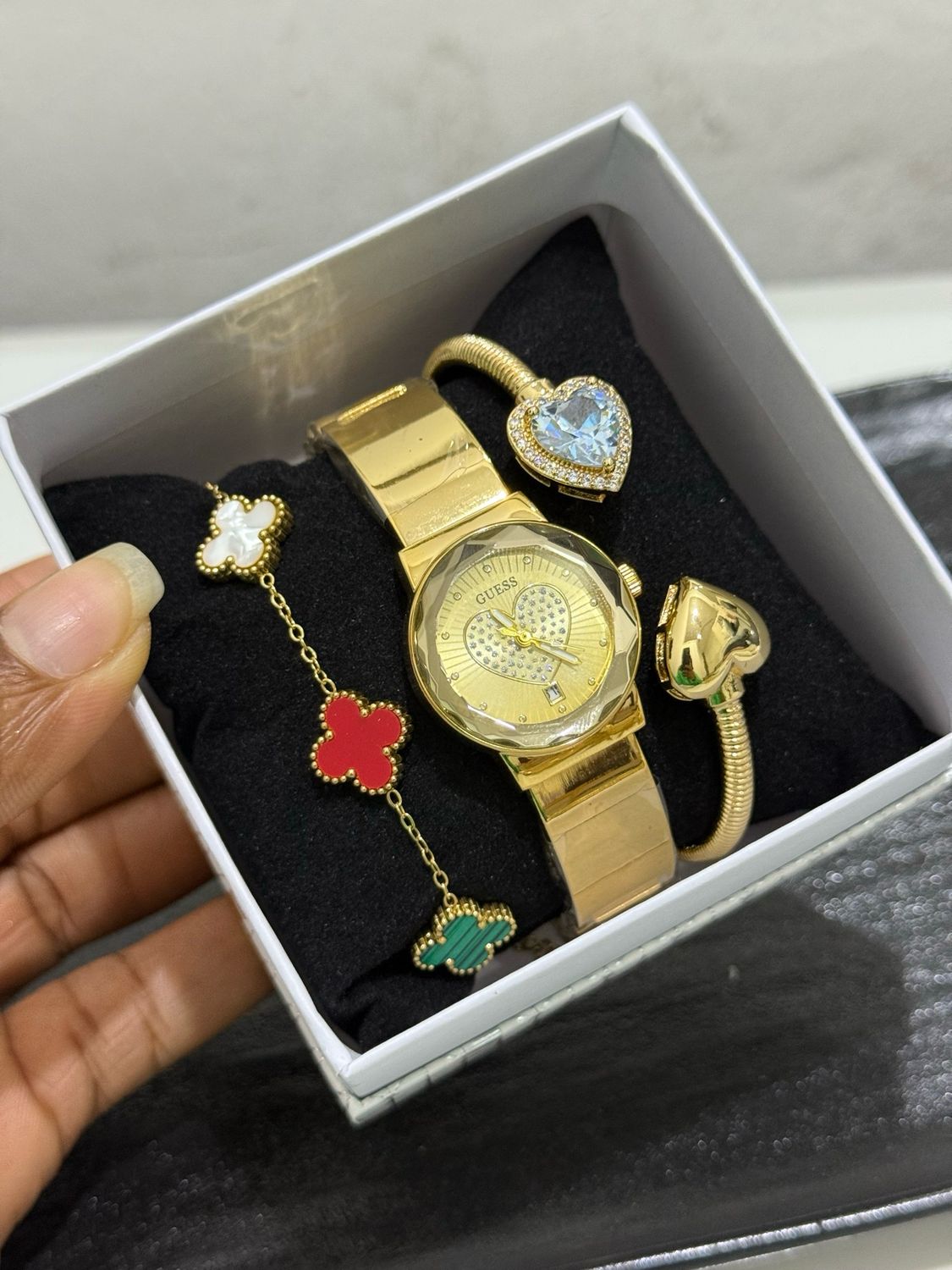 Hearts Watch Set