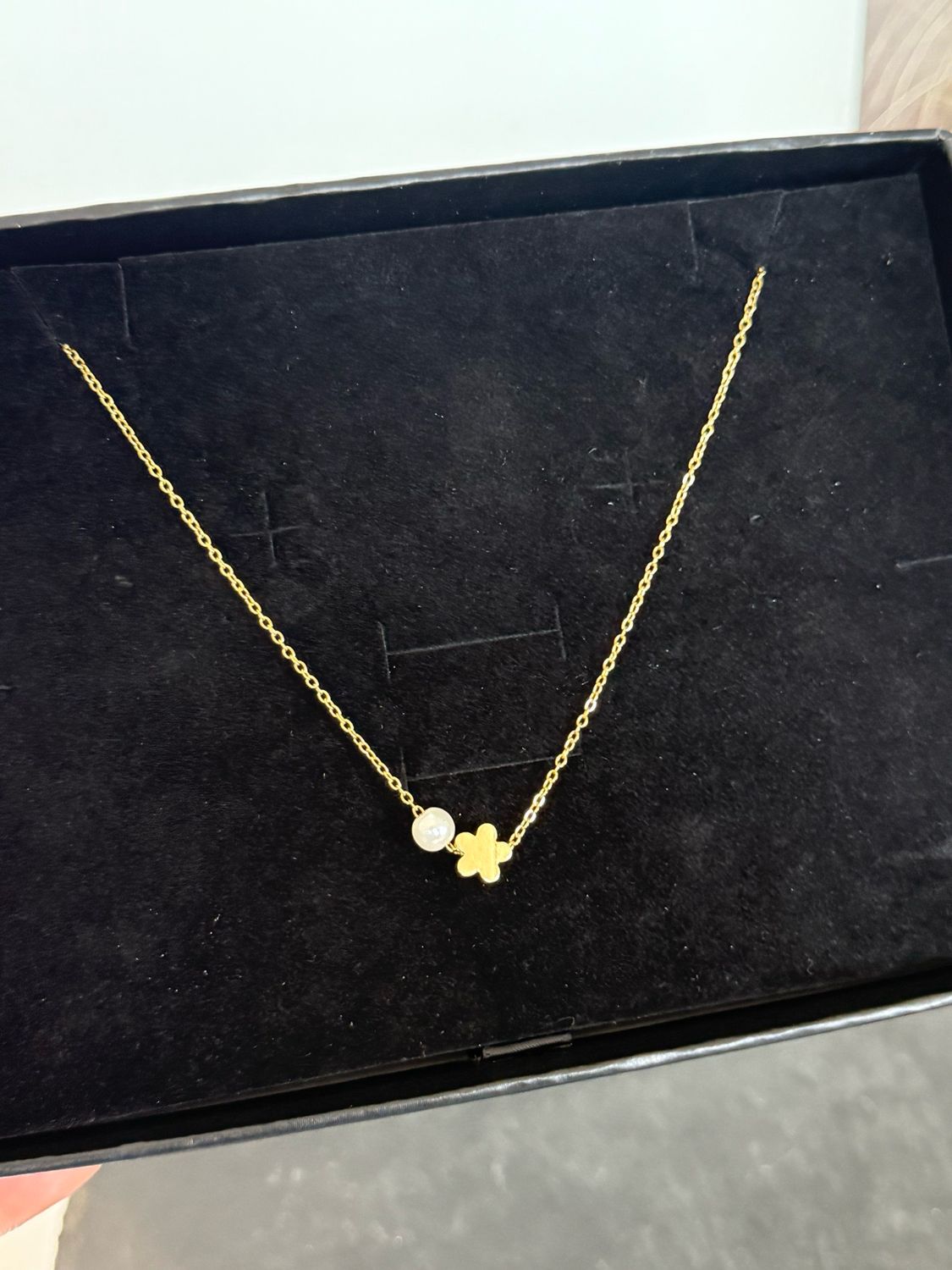 Bella Pearl Necklace