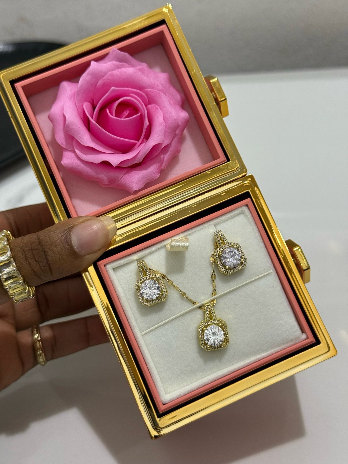 Promise Spark Rose Set