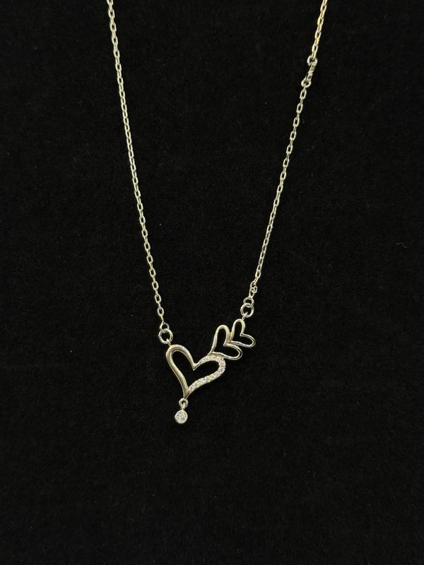 Rae Necklace