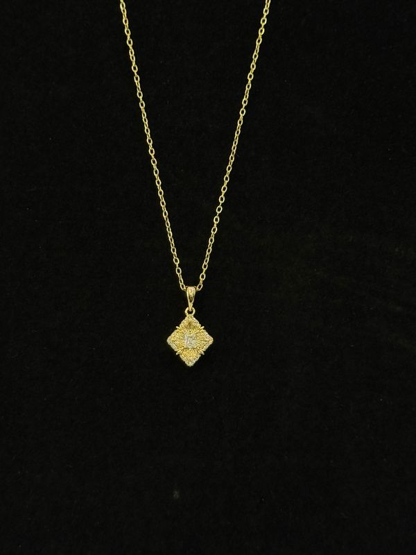 Rae Necklace