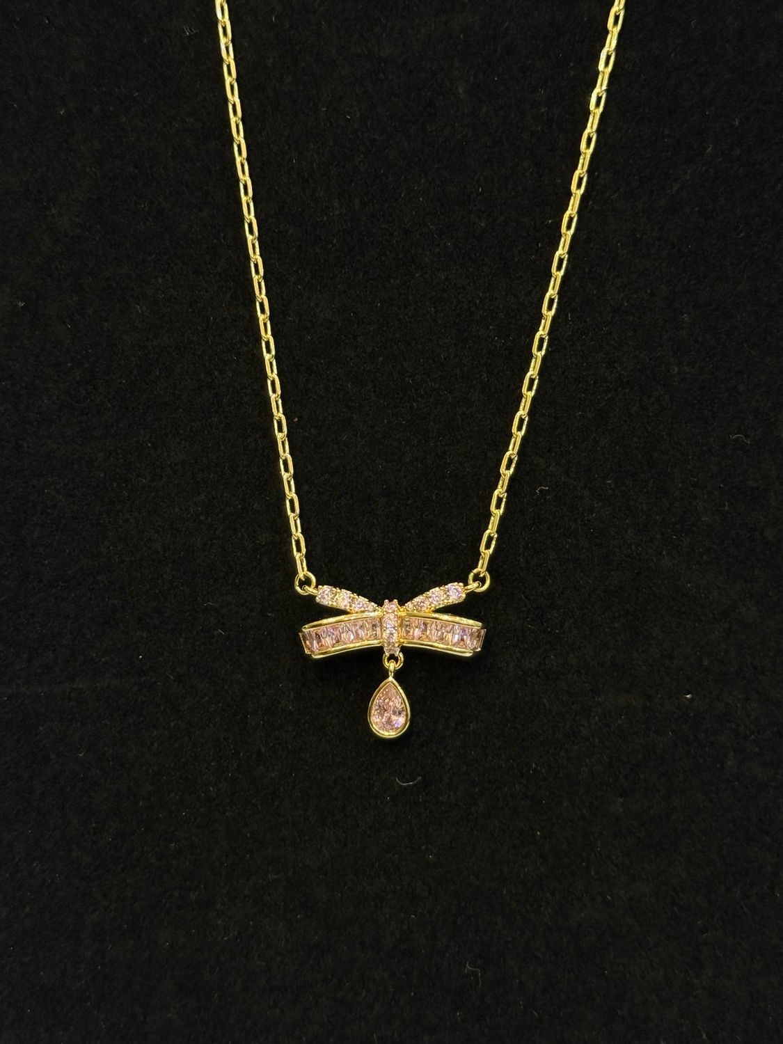 Rae Necklace