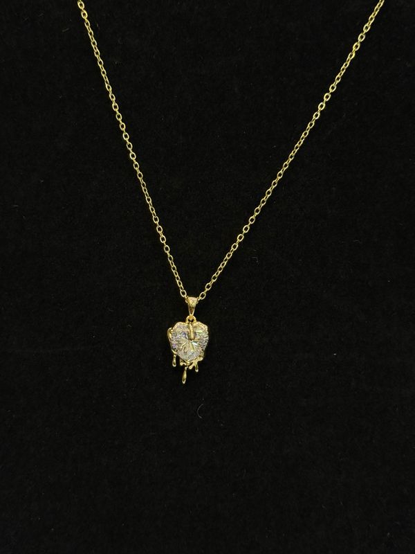 Rae Necklace