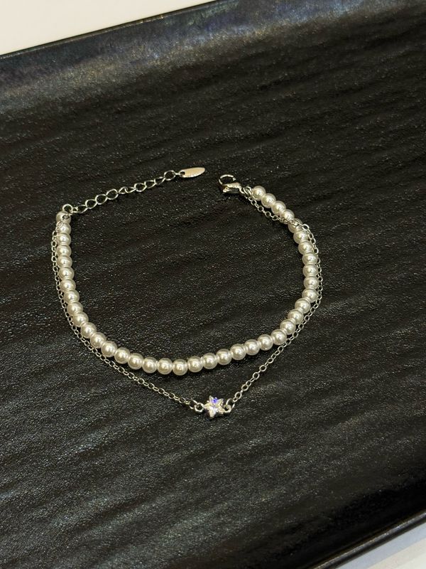 Rae Pearl Bracelet