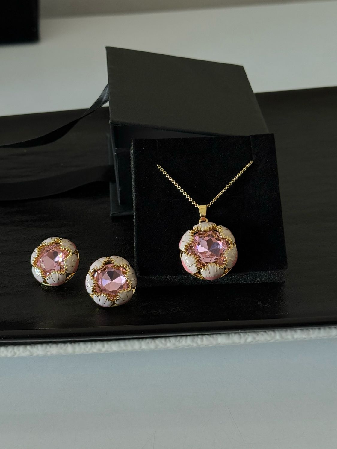 Nora Necklace