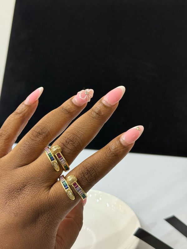 Lustre Ring