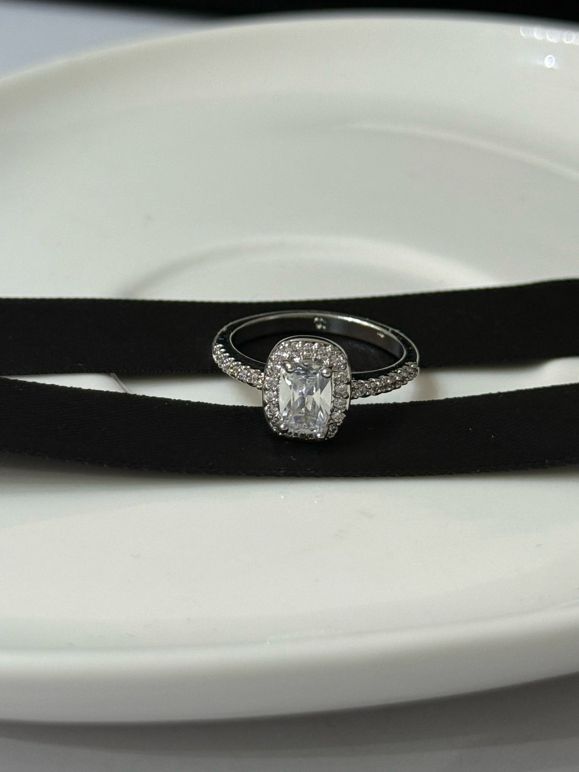 Lustre Rings