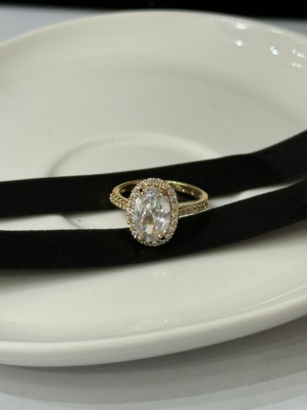 Lustre Rings