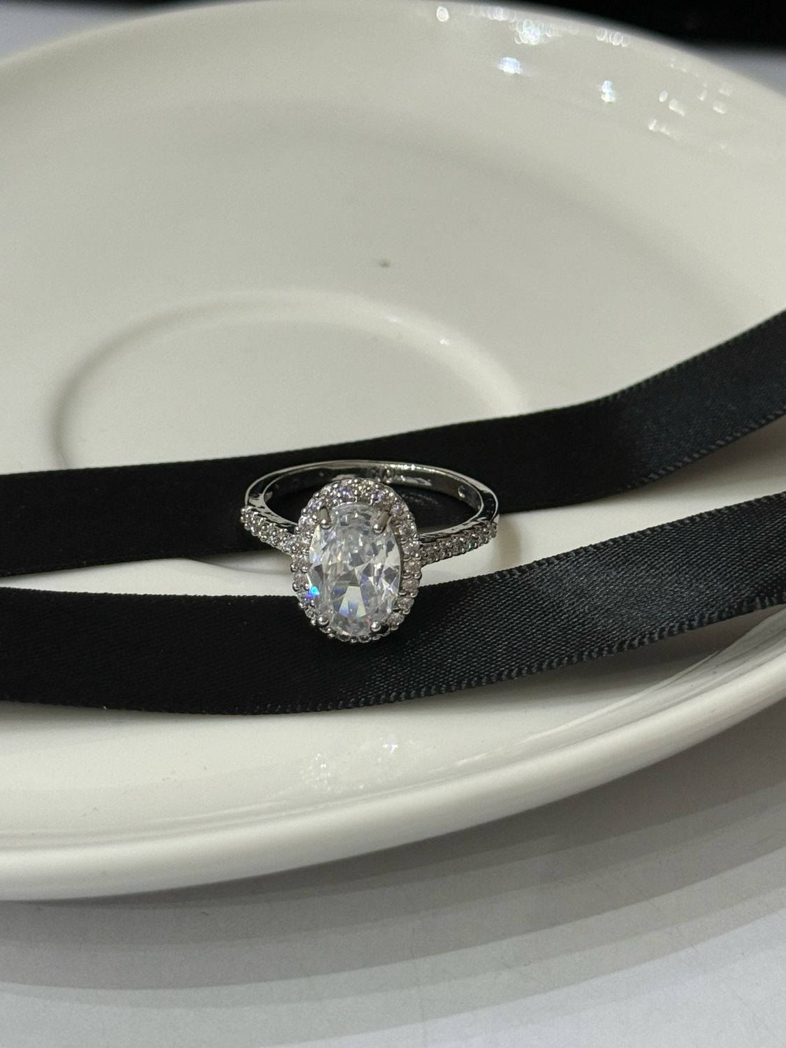 Lustre Ring