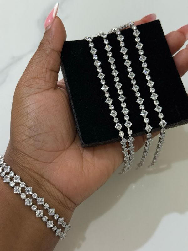Lia Crystal Bracelet