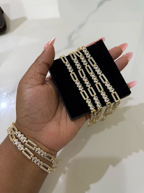 Lia Bracelet