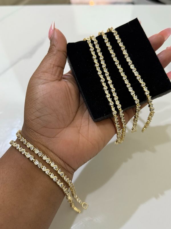 Lia Bracelet