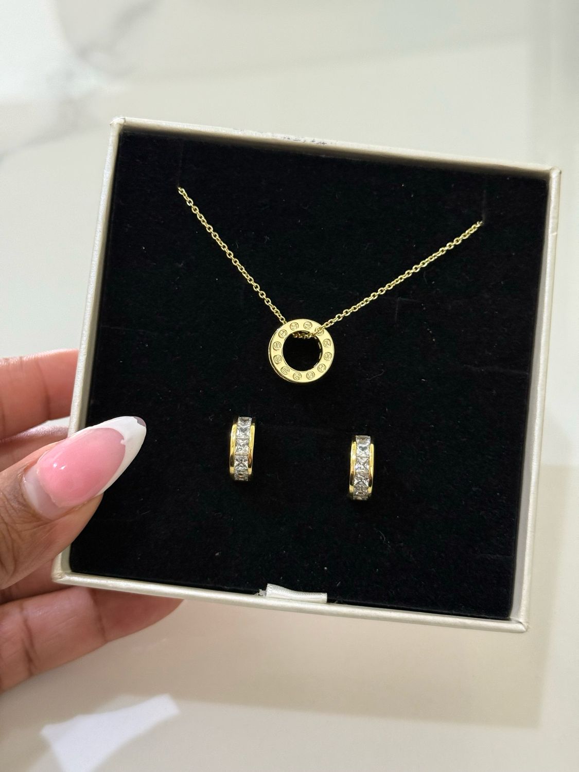 Nora Necklace