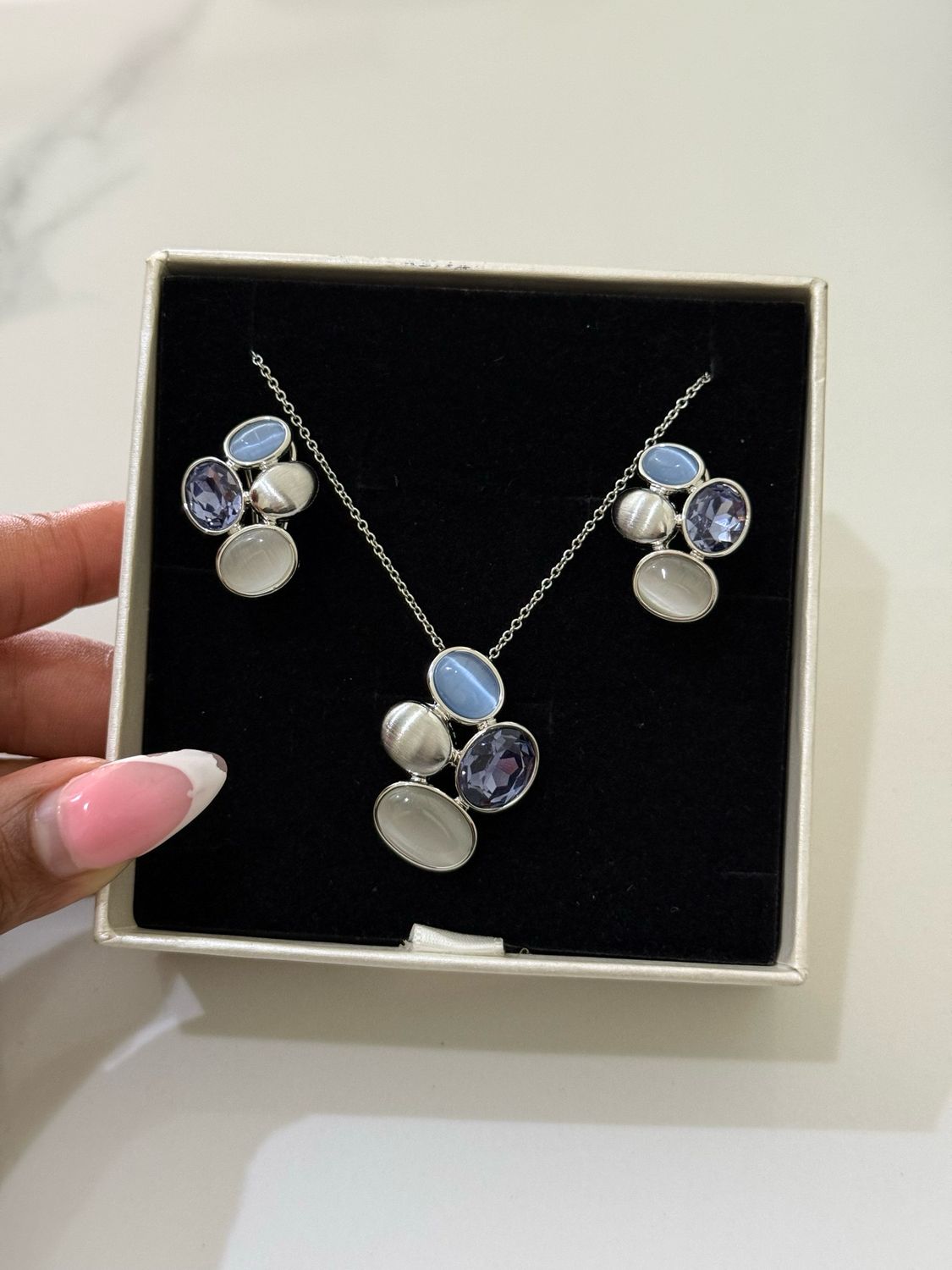 Nora Necklace