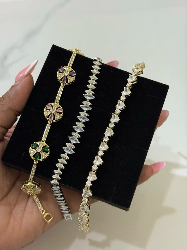Lia Bracelet