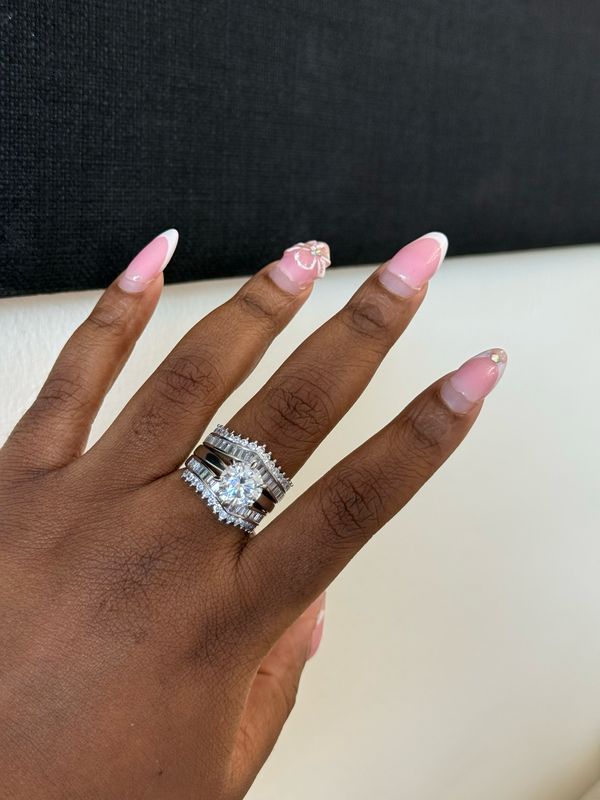 Lustre Ring