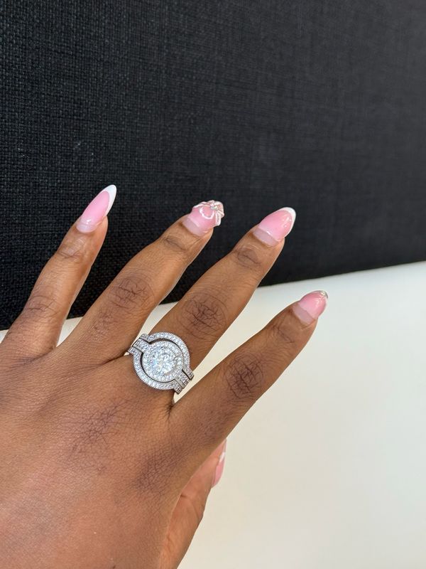 Lustre Rings