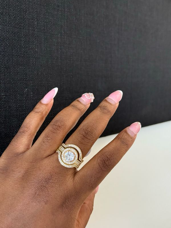 Lustre Ring