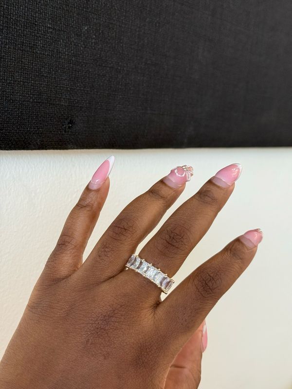 Lustre Rings