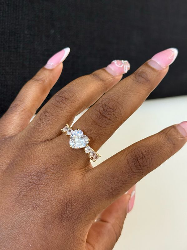 Lustre Rings