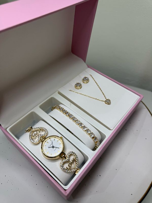 Nessa Gift Set