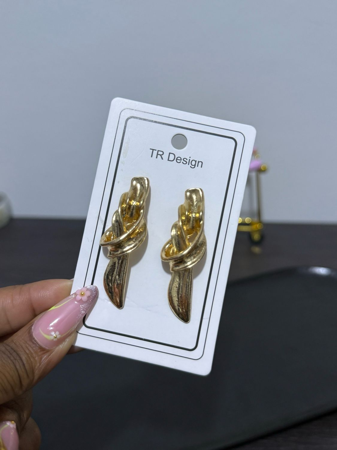 Sara Earrings