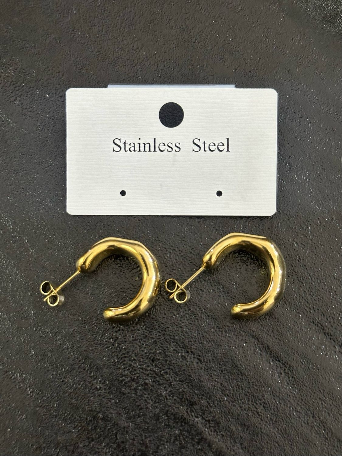 2966 Vintage Hoop Earring