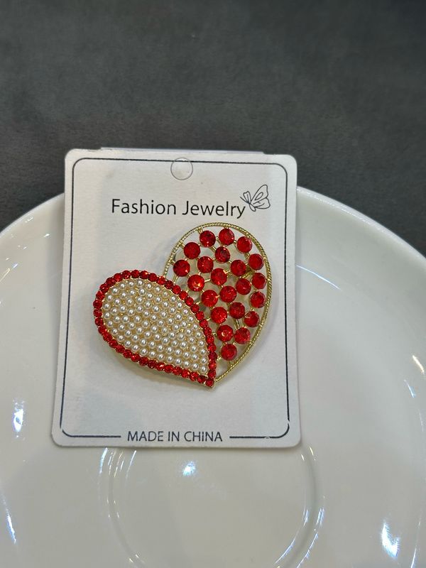 2665 Brooch