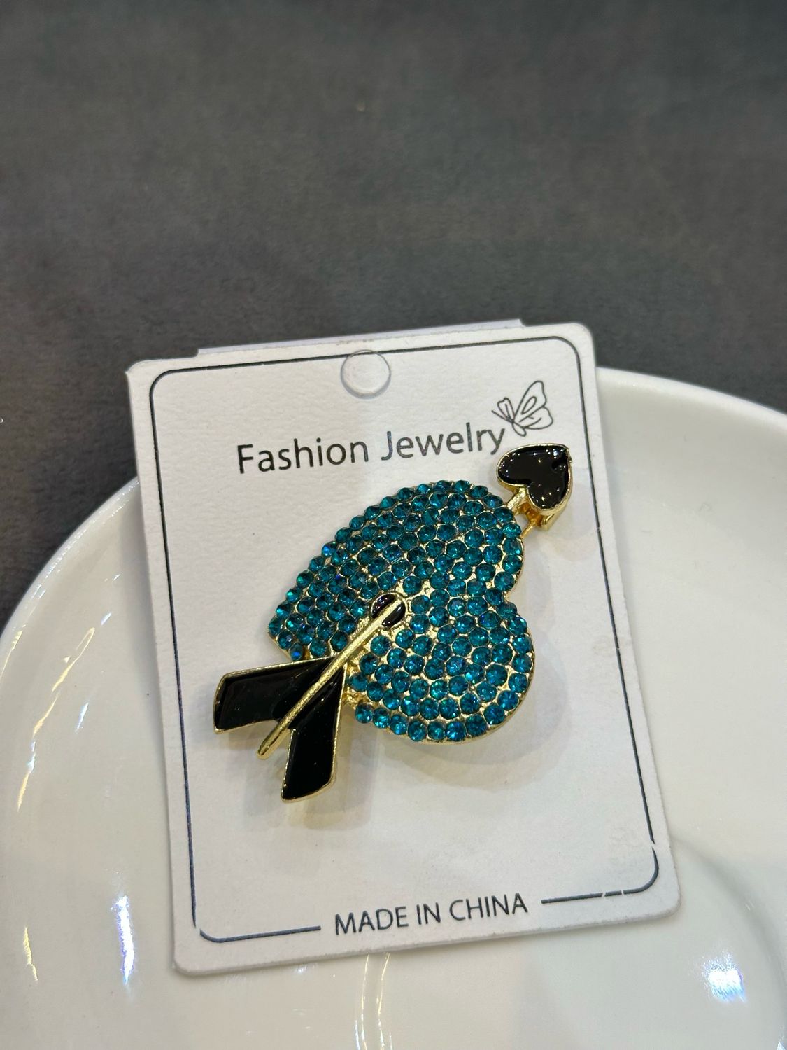 2665 Brooch