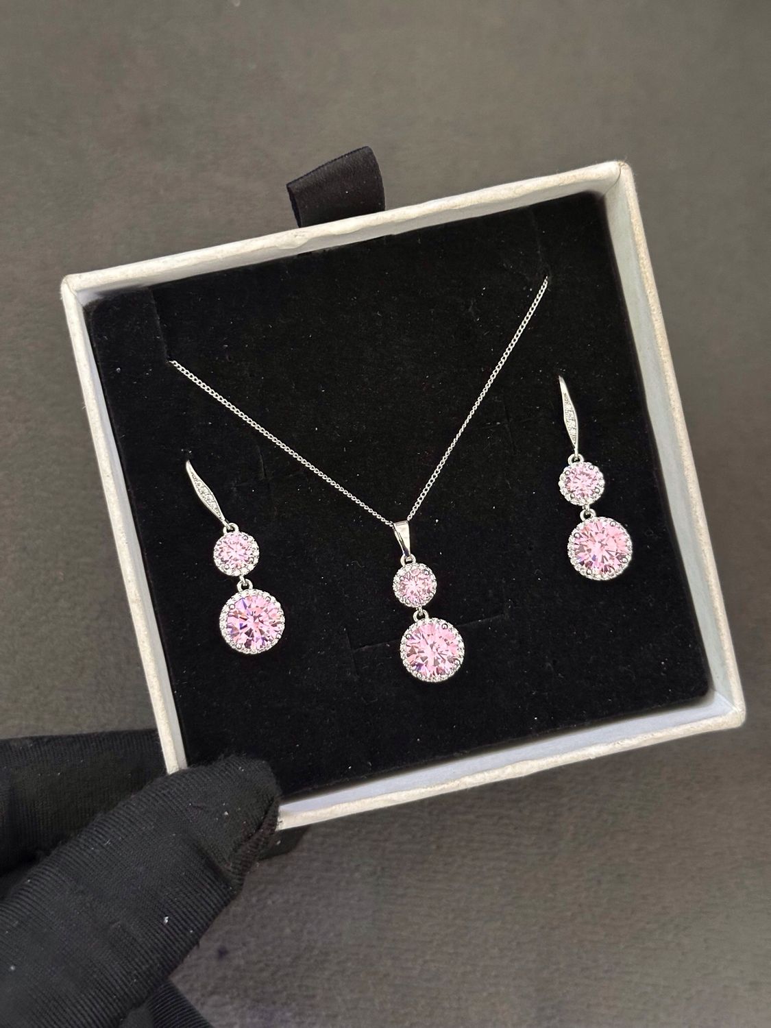 3040 Lily Silver Necklace