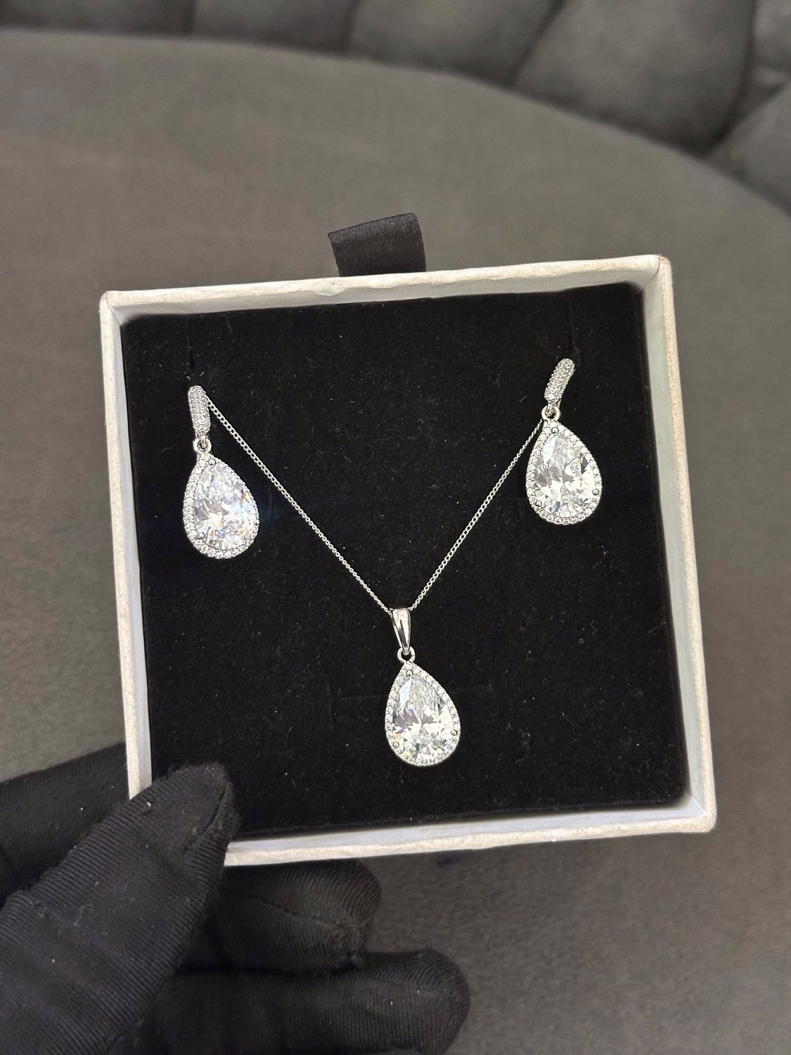 3040 Lily Silver Necklace