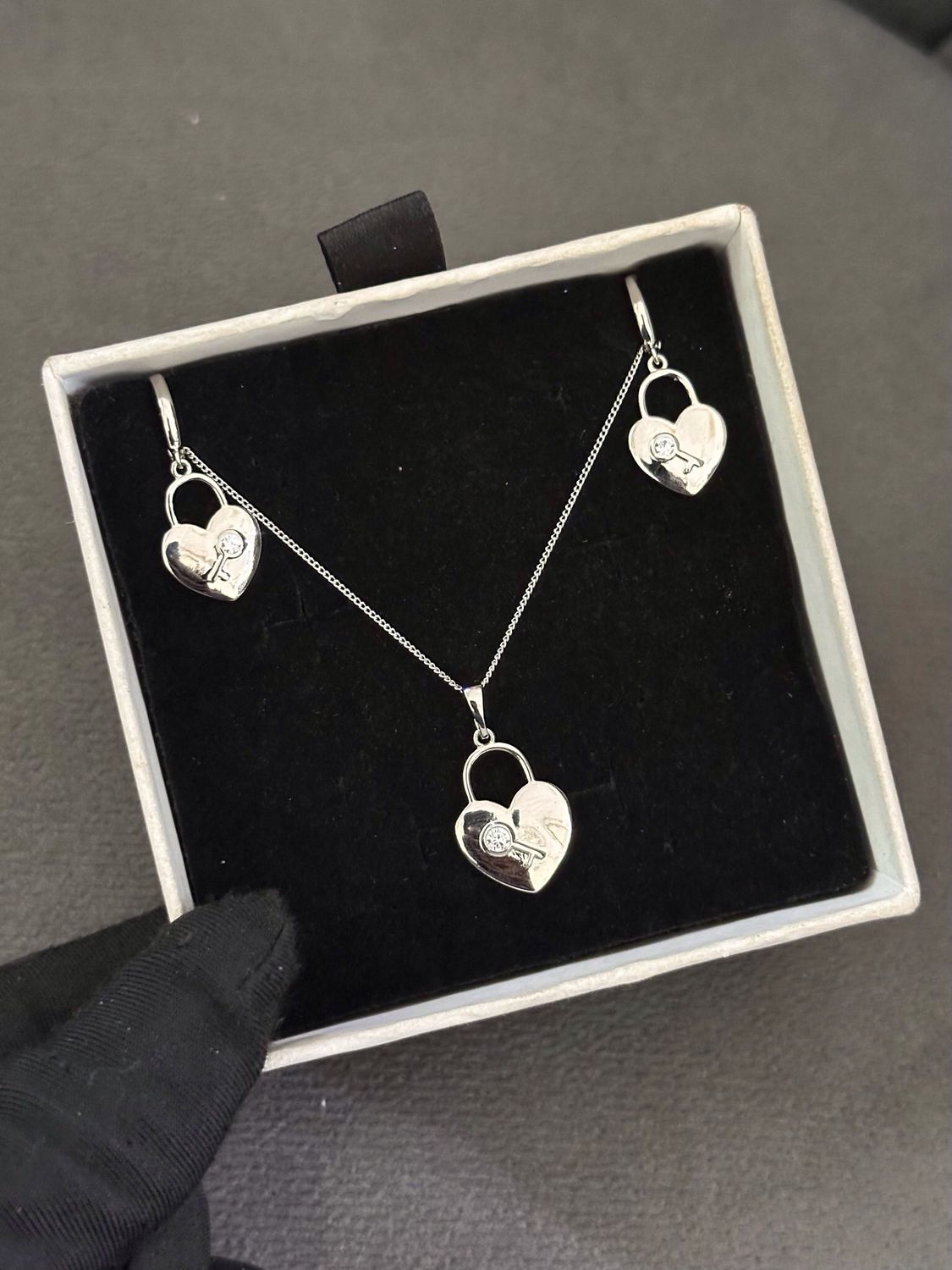 3040 Lily Silver Necklace