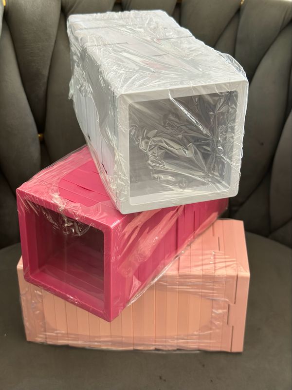 3240 Transparent Box