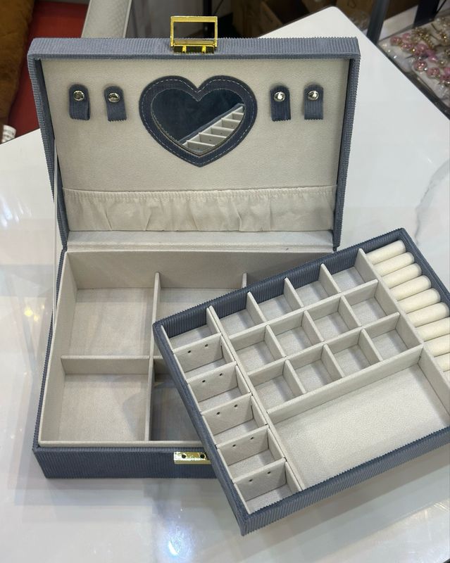 New Velvet Jewelry Organizer