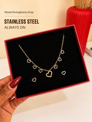 REENA NECKLACE 