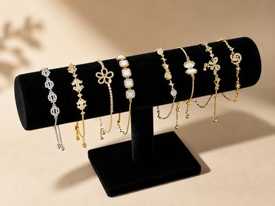 Lola Bracelet 