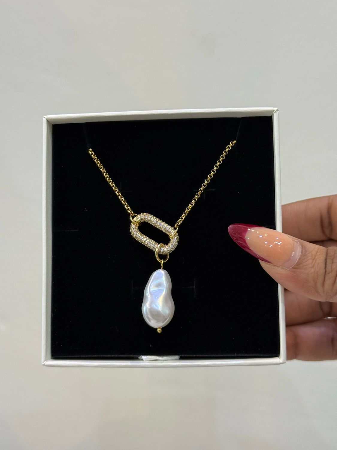 Ella necklace