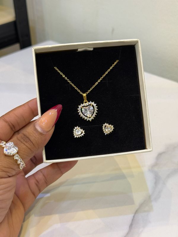 Nina Necklace