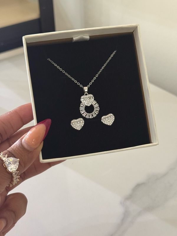 Nina Necklace