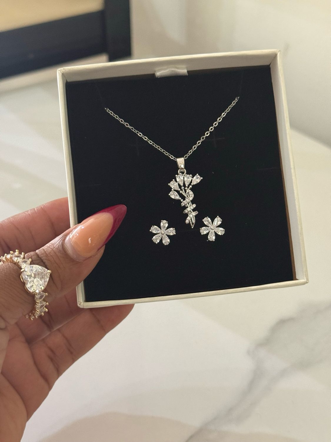 Nina Necklace