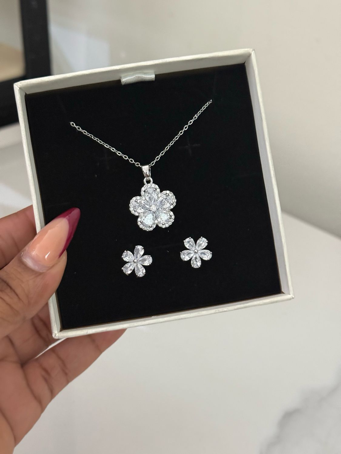 Nina Necklace